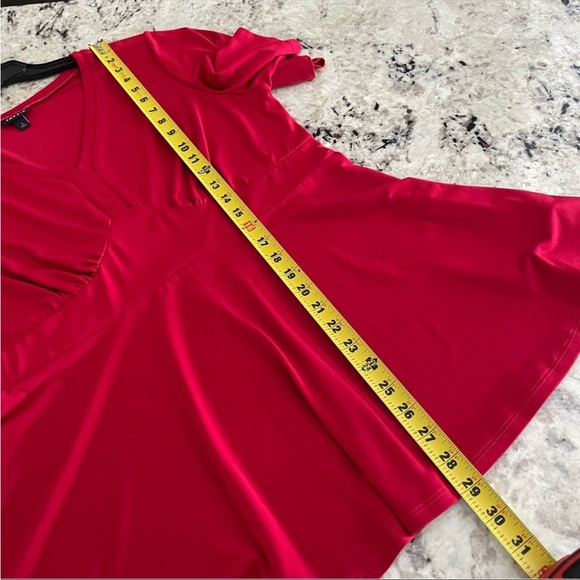 Torrid Red Studio Knit V-Neck Flutter Sleeve Peplum Top 1X - Picture 9 of 10